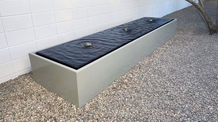 Linear Infinity Edge Fountain
